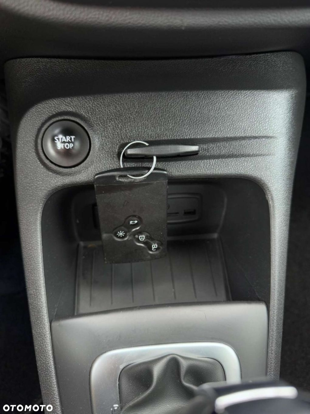 Renault Captur - 34