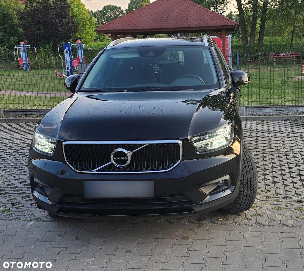 Volvo XC 40 T3 Geartronic Momentum Pro - 2