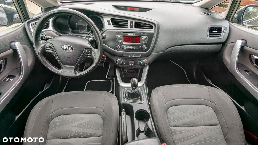 Kia Ceed 1.4 CVVT Attract - 20