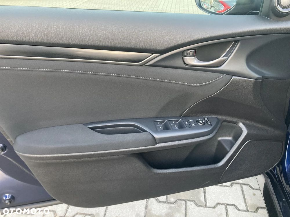 Honda Civic 1.5 T Sport Plus (Navi) - 10