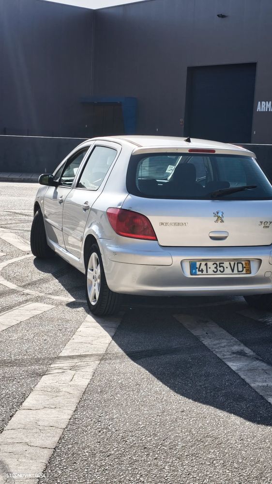 Peugeot 307 1.4 HDi Premium - 2