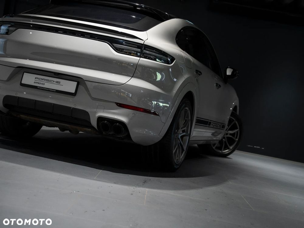 Porsche Cayenne - 13