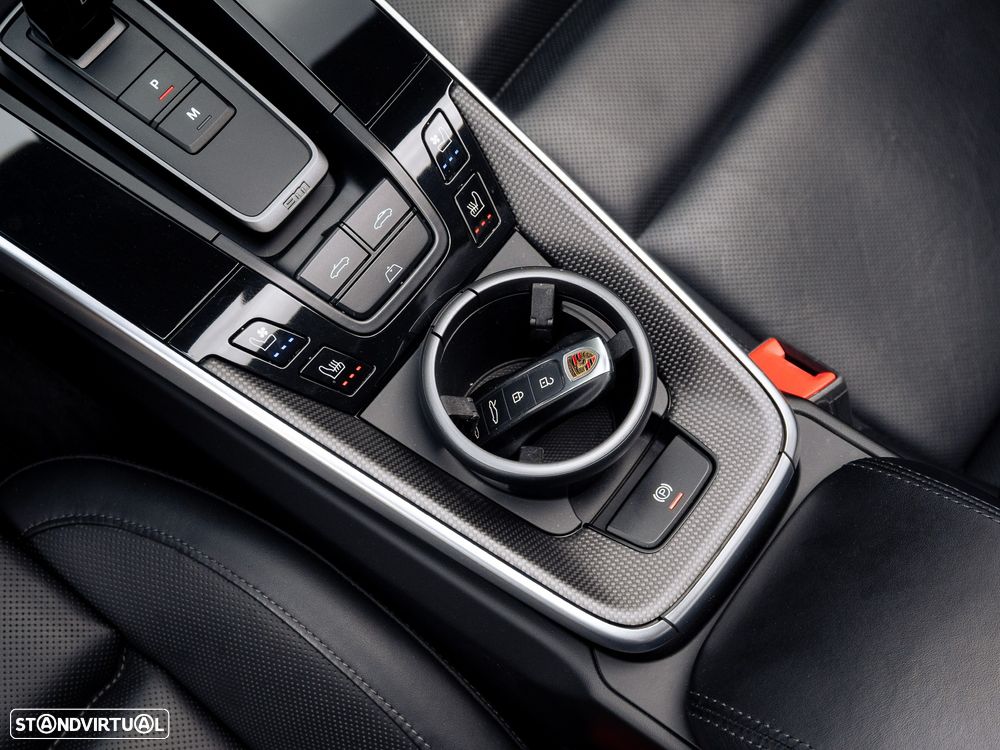 Porsche 911 (992) Turbo S PDK - 40