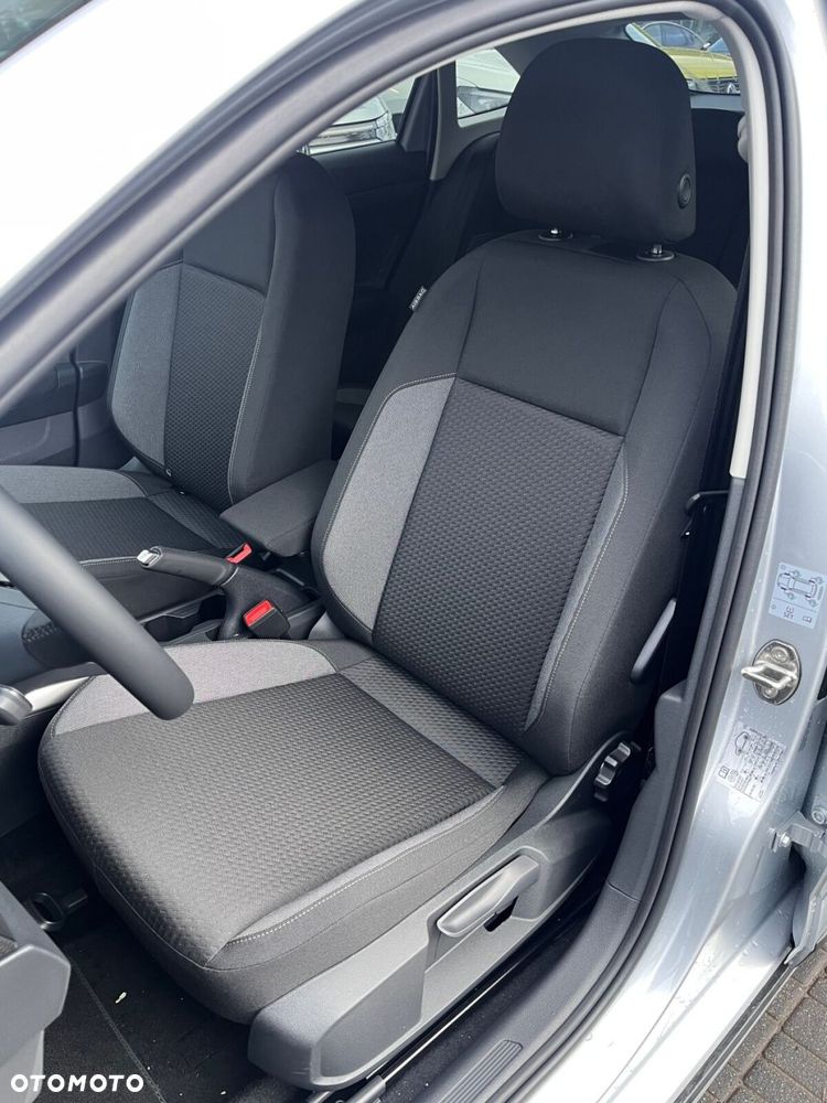 Volkswagen Taigo 1.0 TSI Life Plus - 10