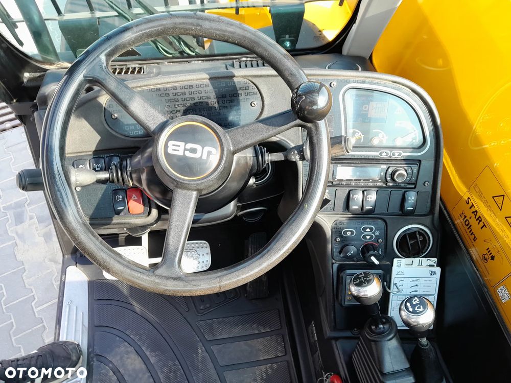 JCB 540-140 2022r - 25