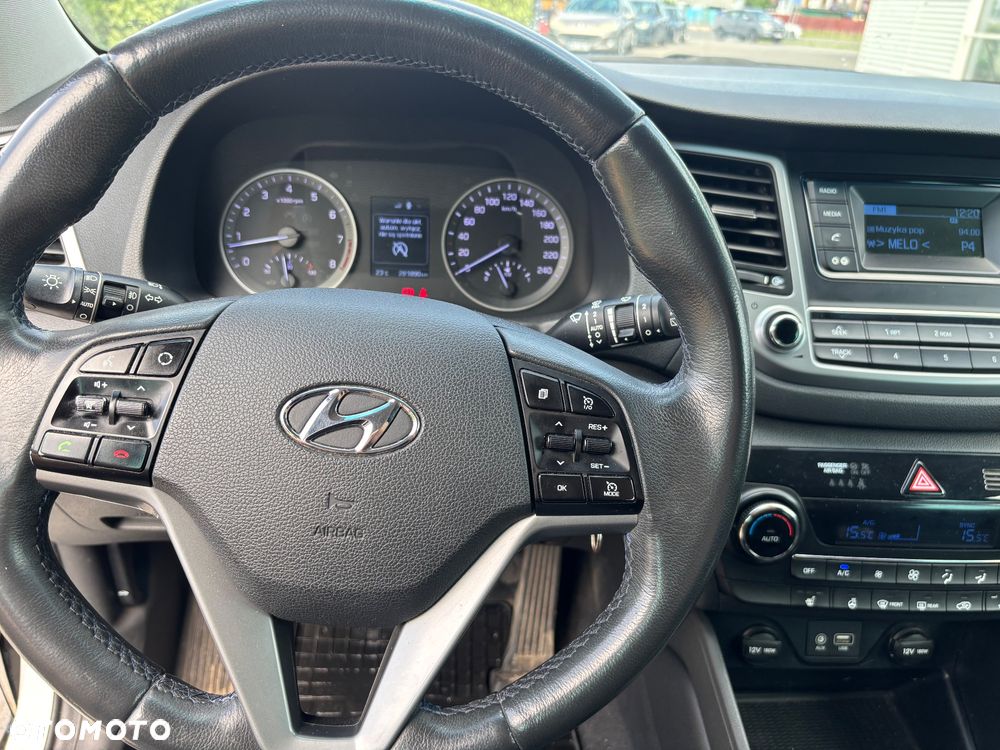 Hyundai Tucson 1.6 GDI BlueDrive Comfort 2WD - 16