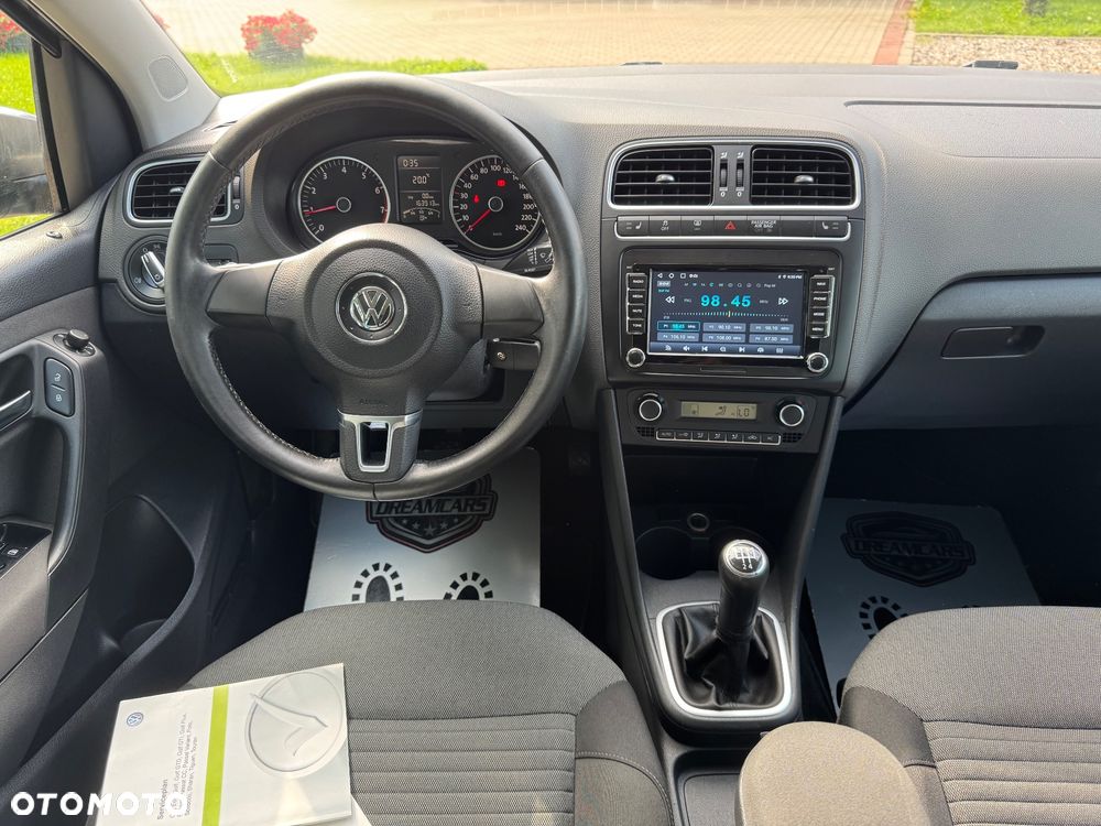 Volkswagen Polo - 18