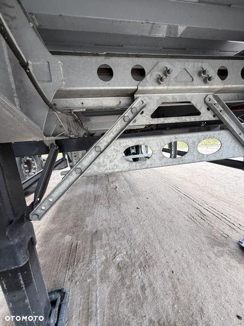 Schmitz Cargobull - 10