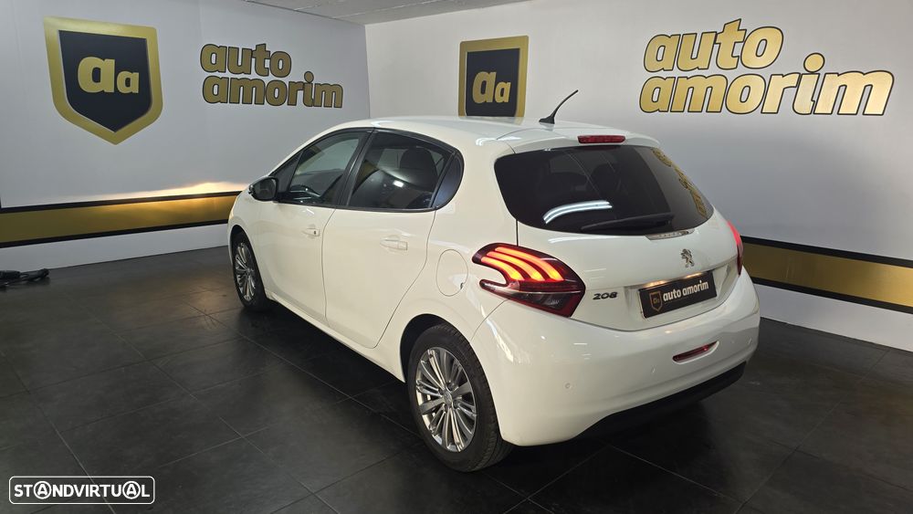 Peugeot 208 1.6 BlueHDi Style - 7