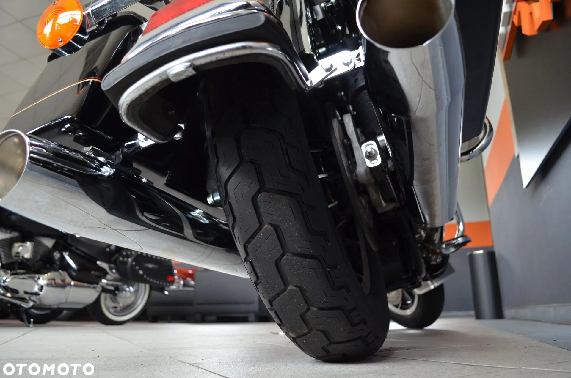 Harley-Davidson Touring Road King - 23