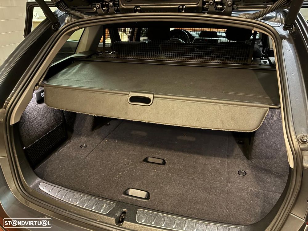 BMW 318 d Line Sport - 20