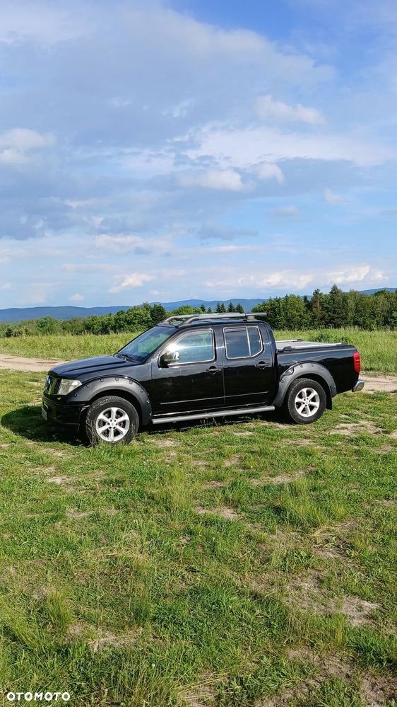 Nissan Navara 2.5 D Platinum - 1