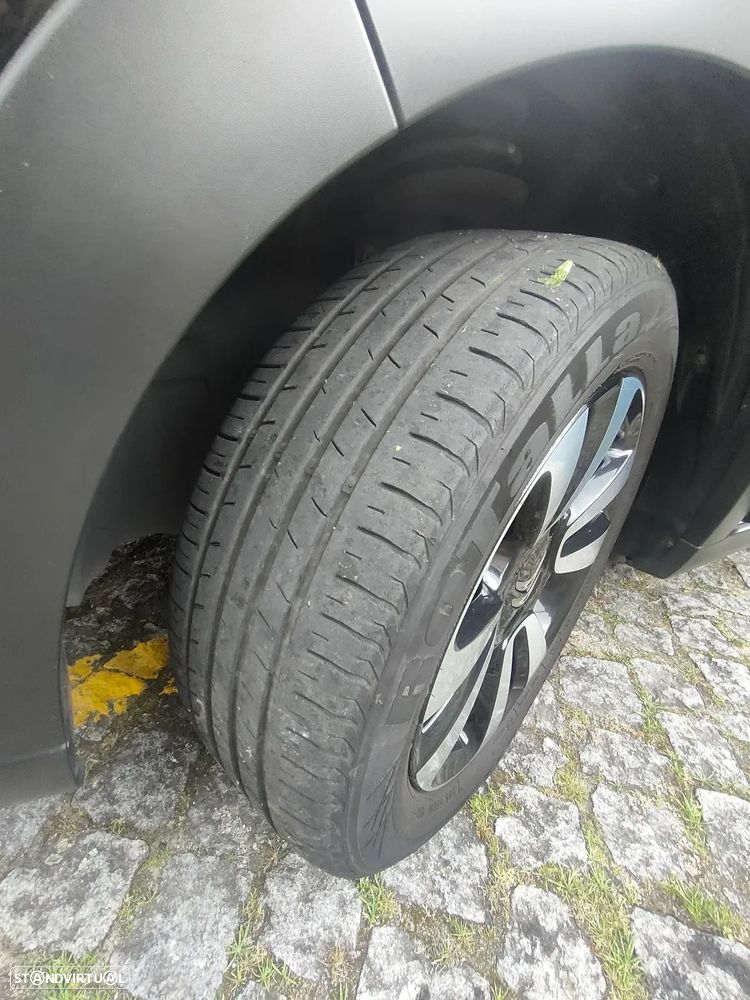 Citroën C3 1.2 PureTech Shine - 11