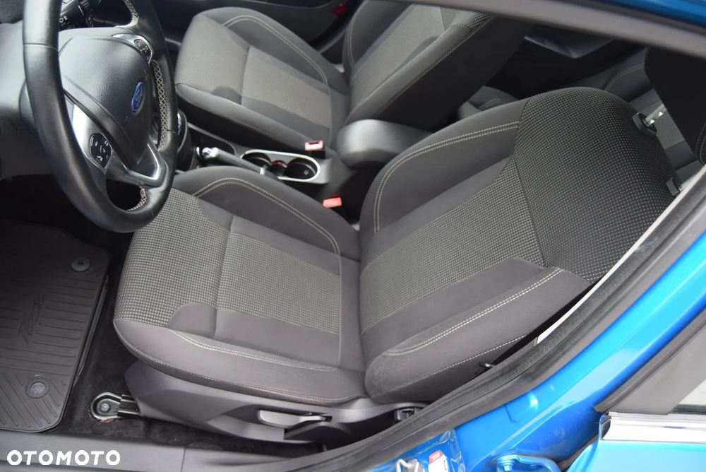Ford Fiesta 1.5 TDCi Celebration - 18