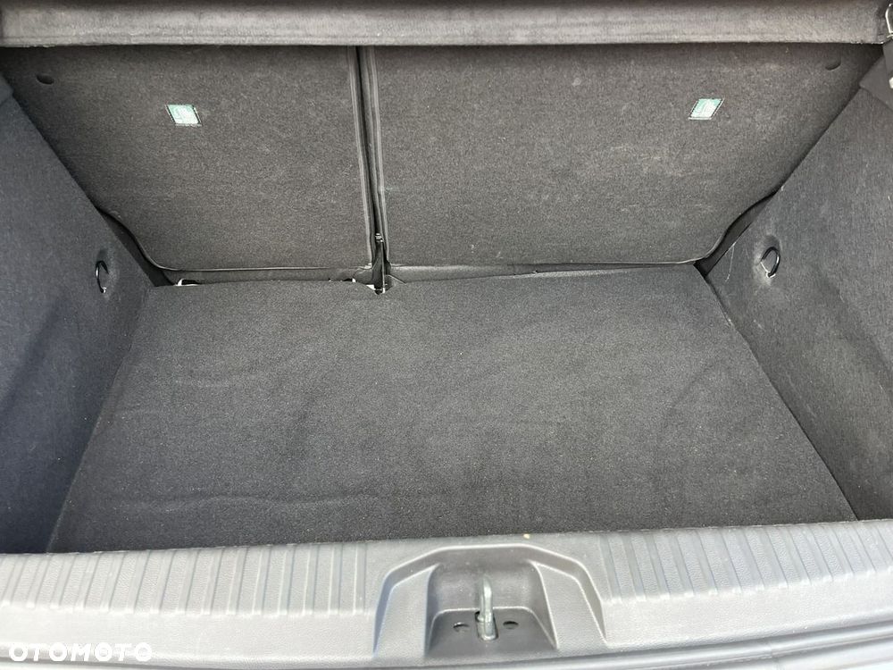 Renault Clio - 29