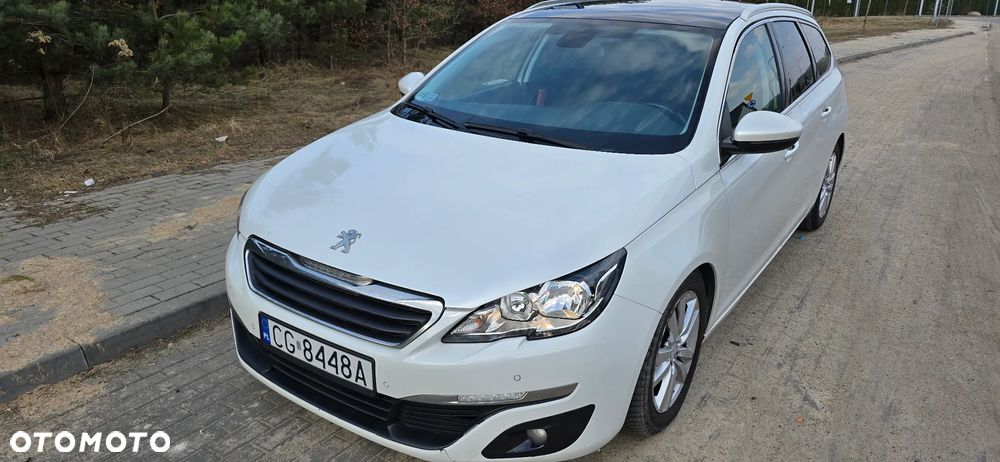 Peugeot 308 - 1