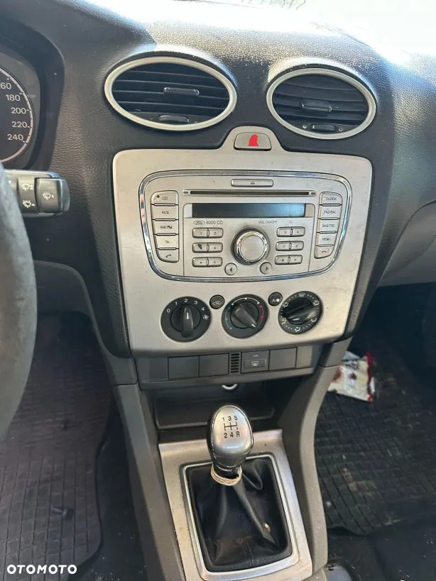 FORD FOCUS MK2 LIFT KOMBI 07-11 1.6 TDCI ZDERZAK TYŁ TYLNI R8 - 8