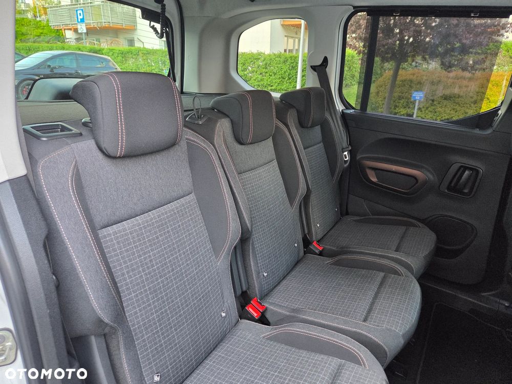 Peugeot Rifter 1.2 PureTech GT Line S&S - 16