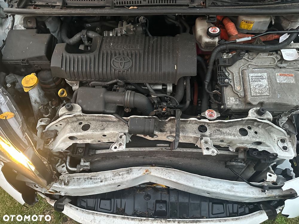 Toyota Yaris 1.5 VVT-i Team Deutschland - 16