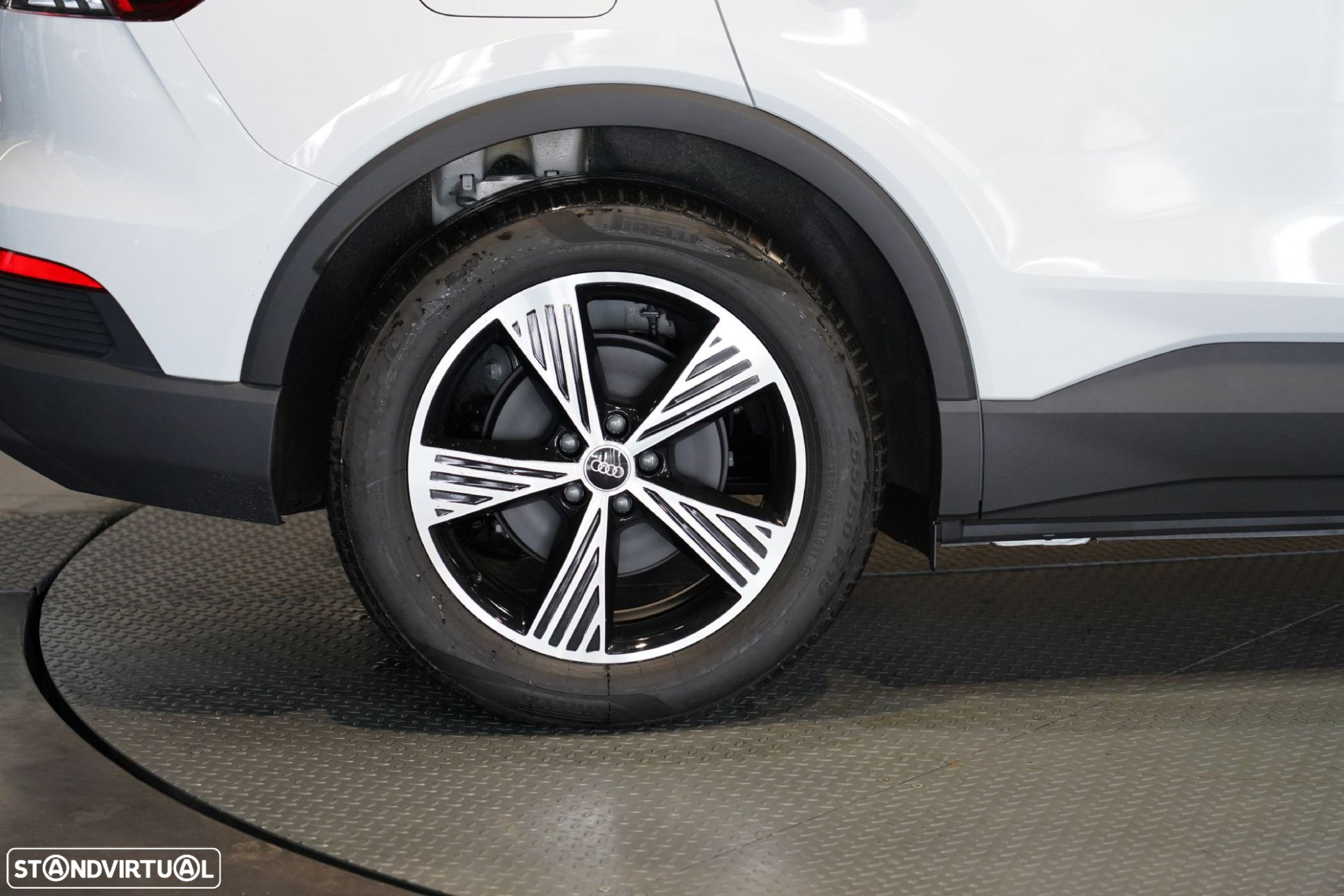 Audi Q4 e-tron 40 82 kWH - 7