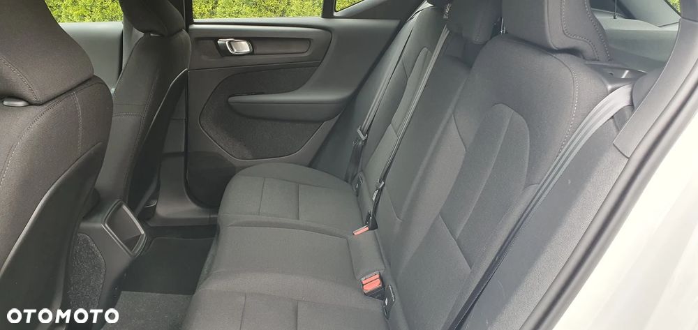 Volvo XC 40 T3 Momentum Core - 39