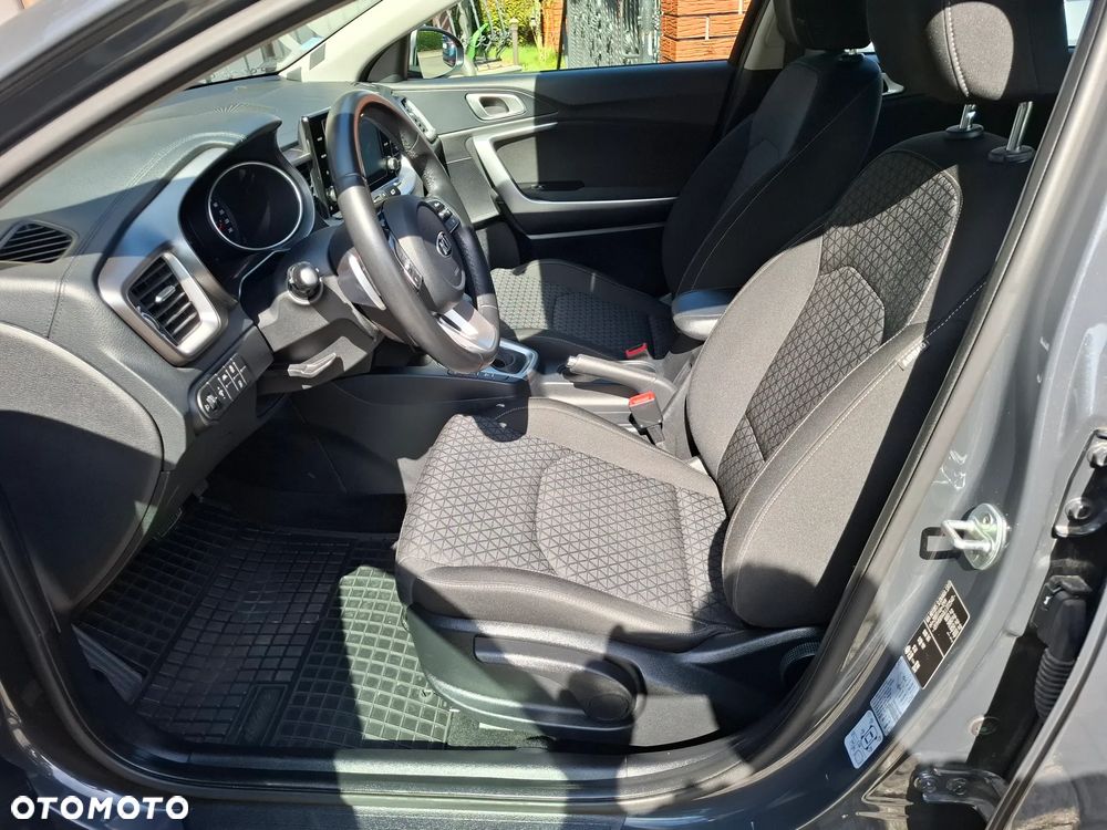 Kia Ceed 1.4 T-GDI M DCT - 14