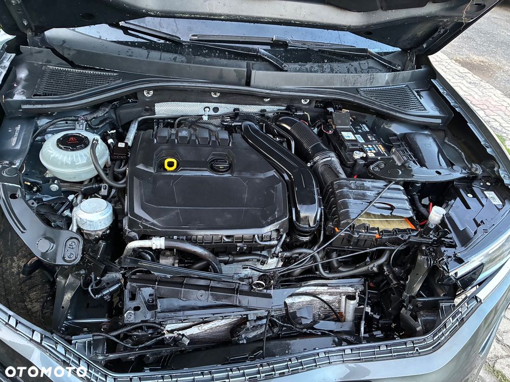 Volkswagen T-Roc 1.5 TSI Life DSG - 12