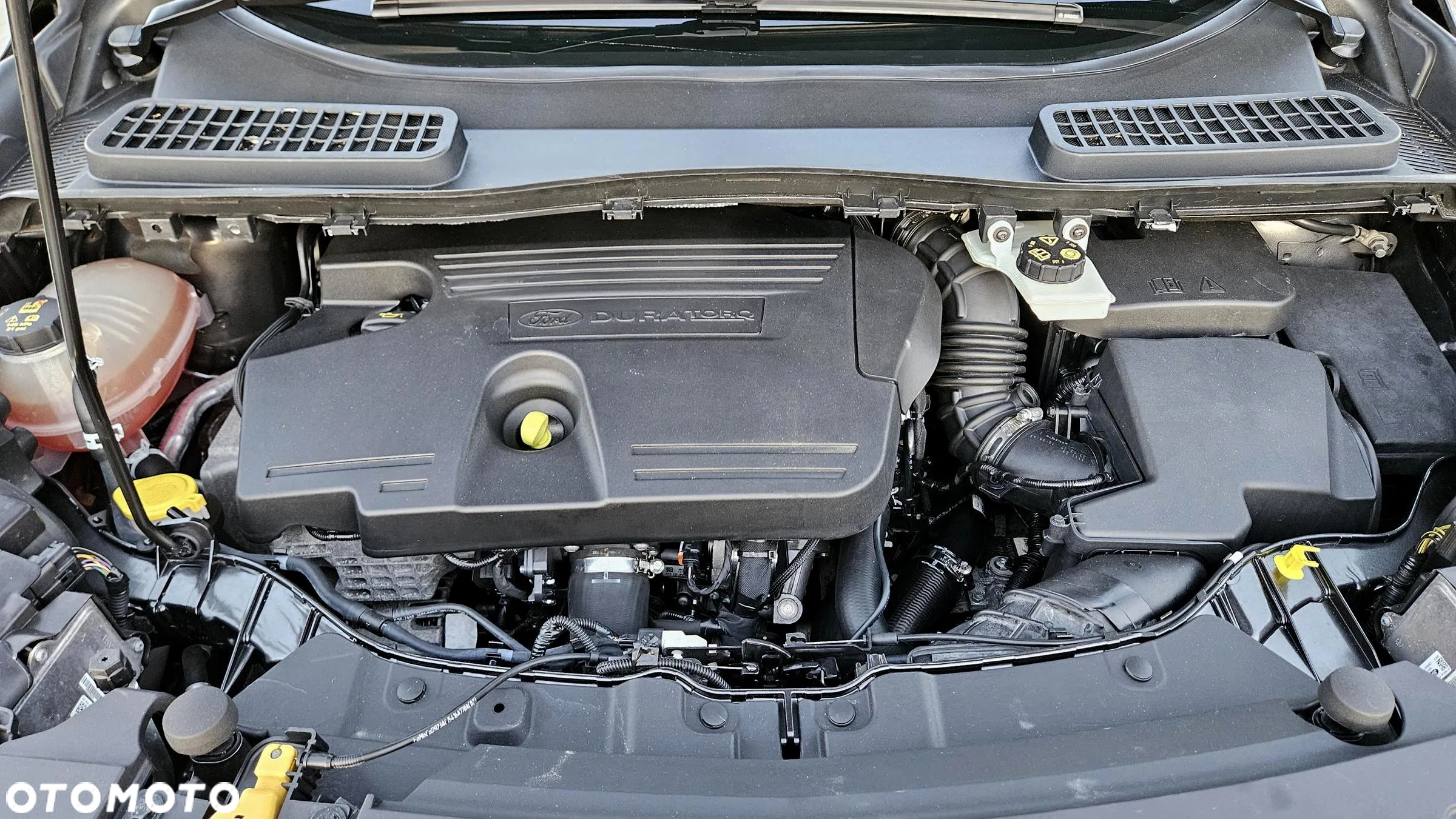 Ford Kuga 2.0 TDCi 4x4 Vignale - 40
