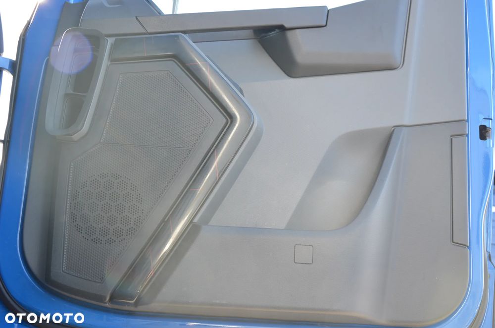 Renault T 480 HIGH NEW 2023r. KLIMA P. FULL LED ACC PÓŁSKÓRY NAVI WAGA DE 1604 - 12