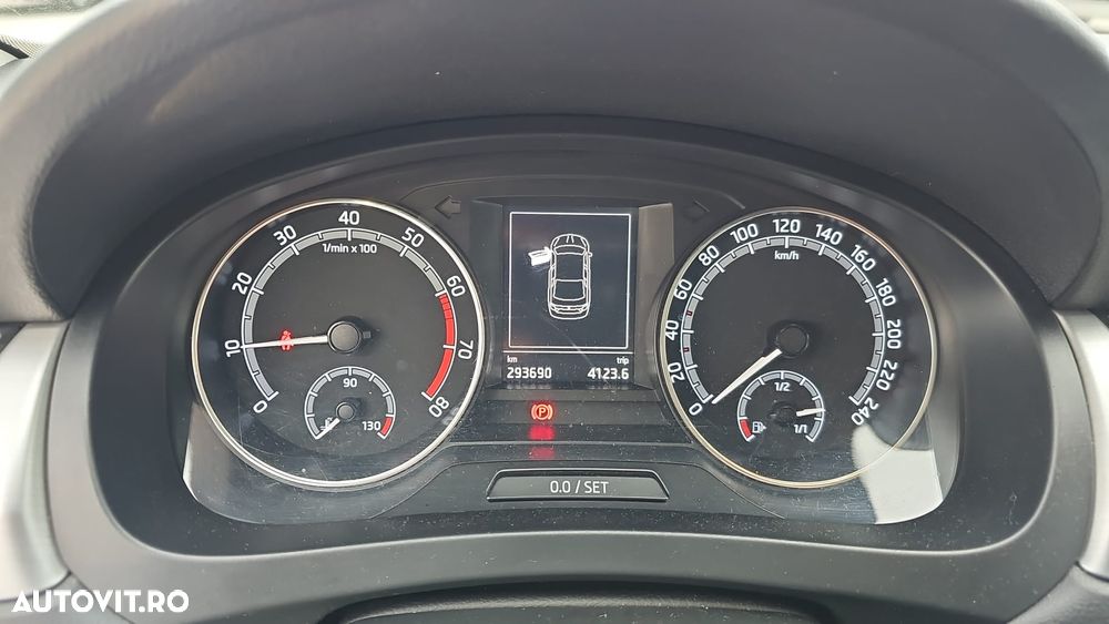 Skoda RAPID 1.0 TSI Ambition - 9