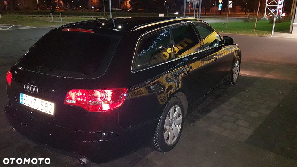 Audi A6 Avant 2.4 - 5