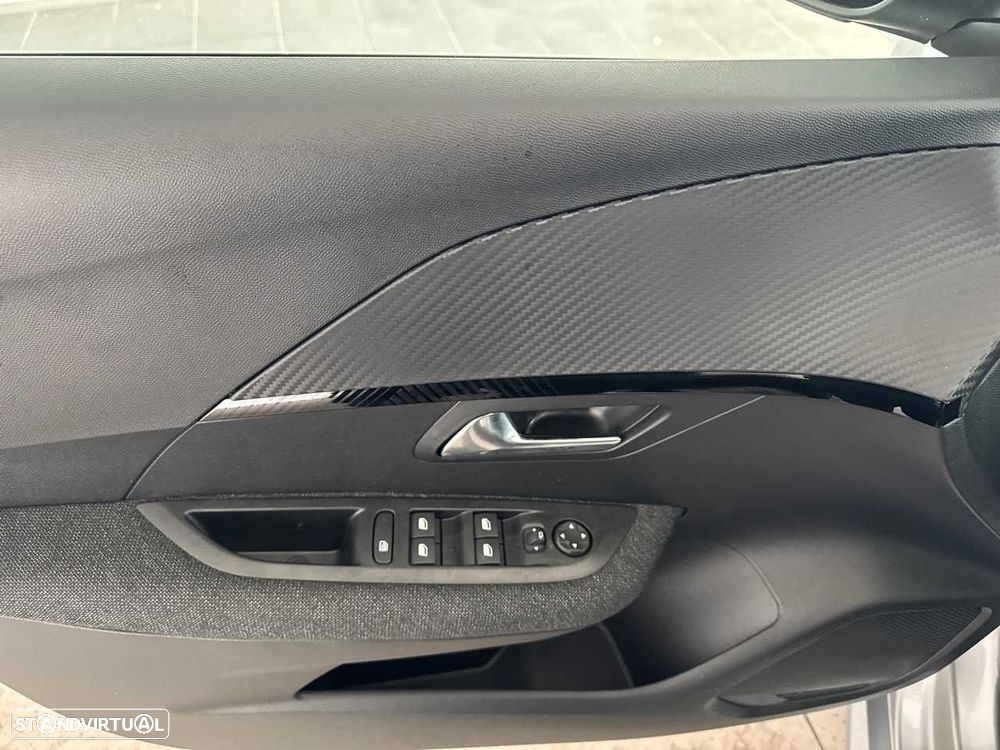 Peugeot 208 1.2 PureTech Style - 12
