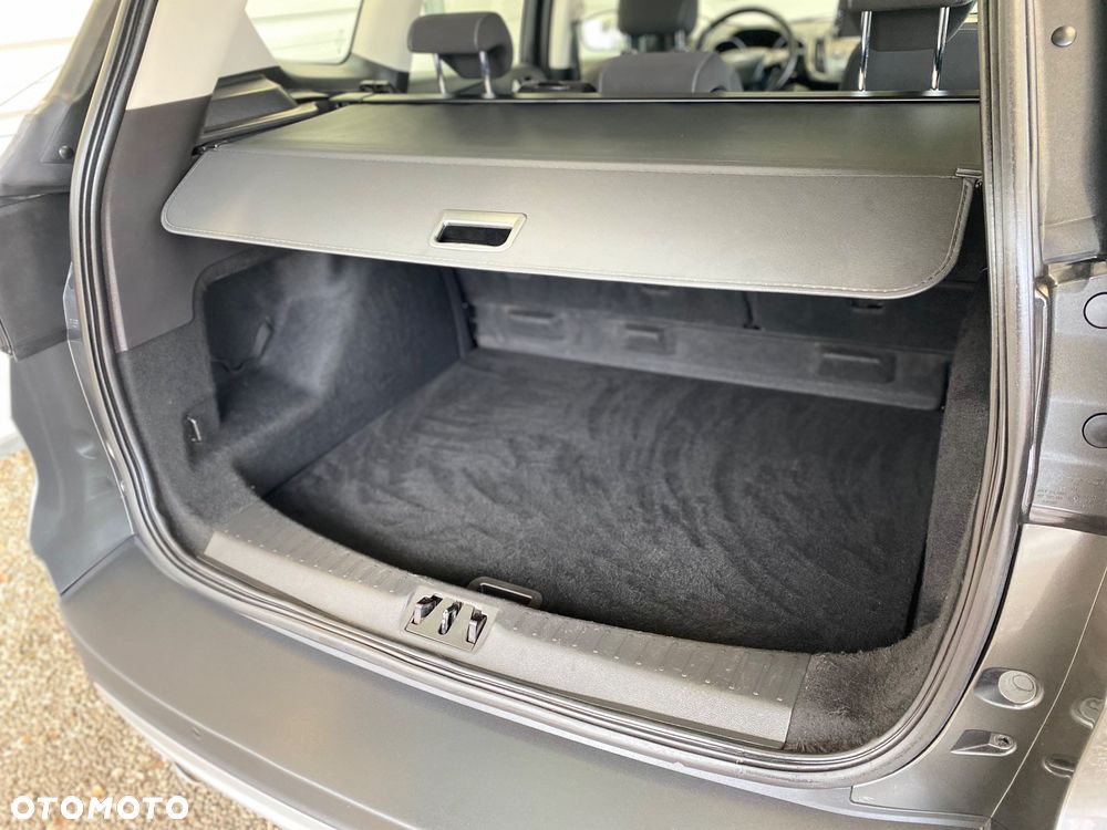 Ford Kuga 2.0 TDCi AWD Trend - 36