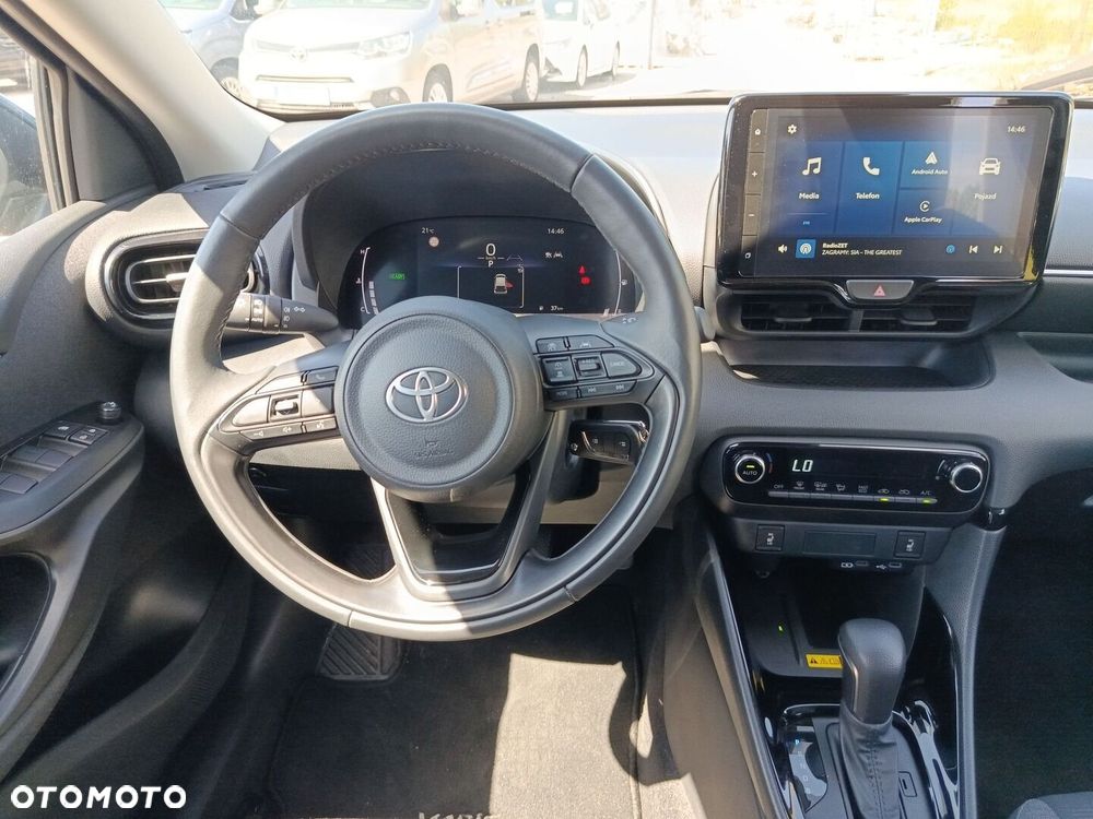 Toyota Yaris Hybrid 1.5 Style - 12