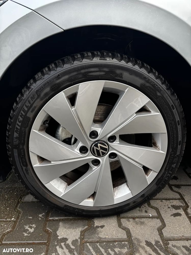 Volkswagen Golf 1.5 eTSI DSG MHEV Life - 11