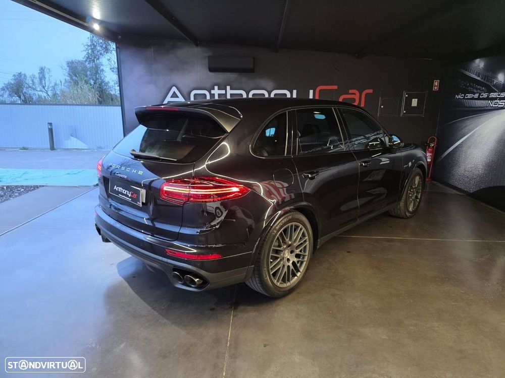 Porsche Cayenne Platinum Edition - 5