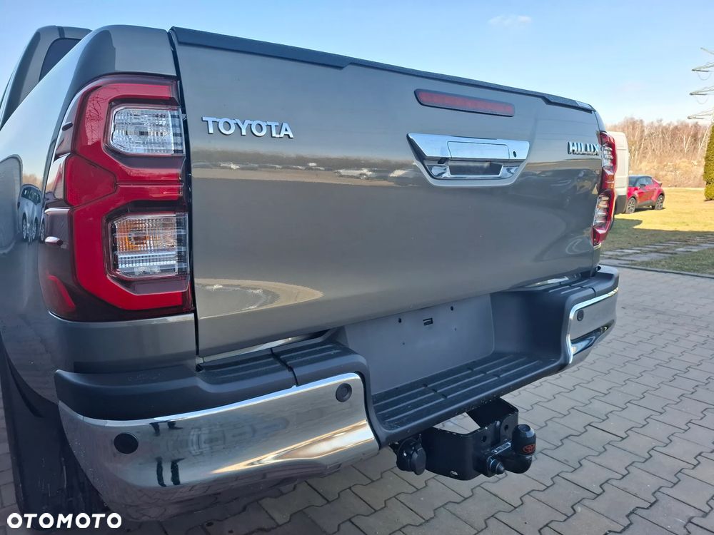 Toyota Hilux 2.8 D-4D mHEV Double Cab Executive 4x4 - 17