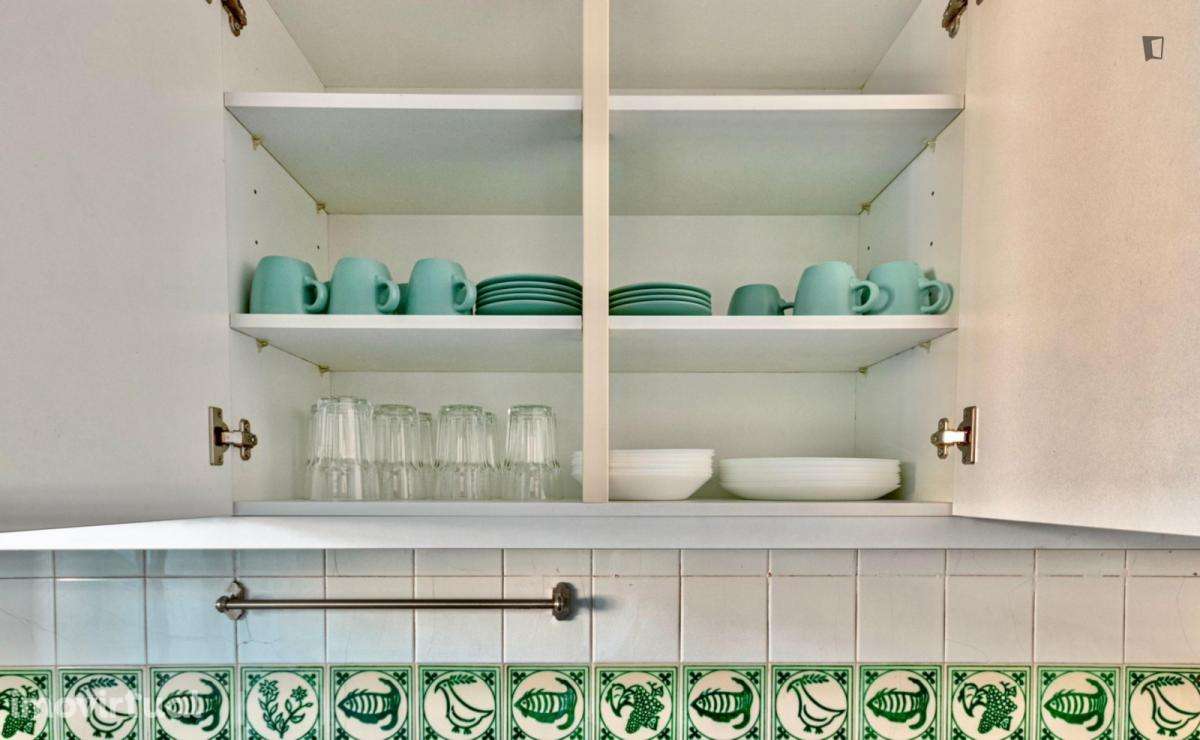 Quarto - localizado em Paranhos Porto - Grande imagem: 4/18