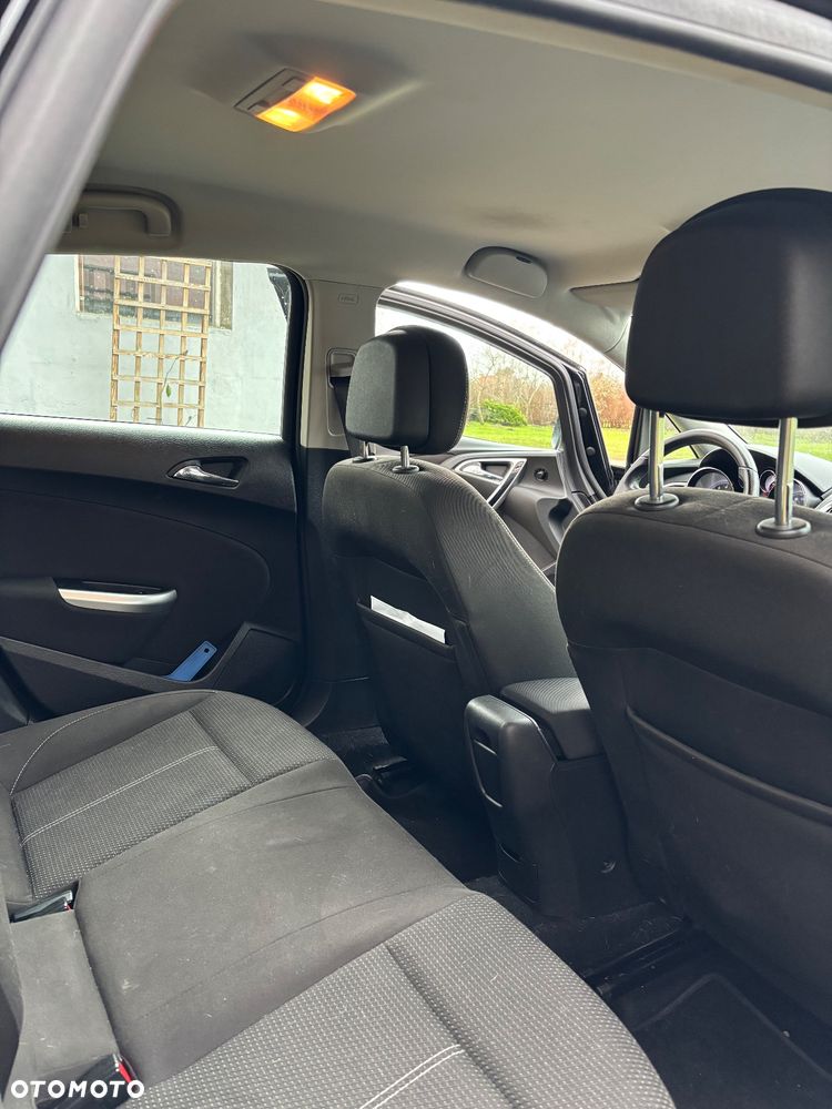 Opel Astra 1.4 Turbo - 5