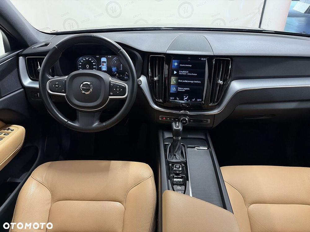 Volvo XC 60 - 4