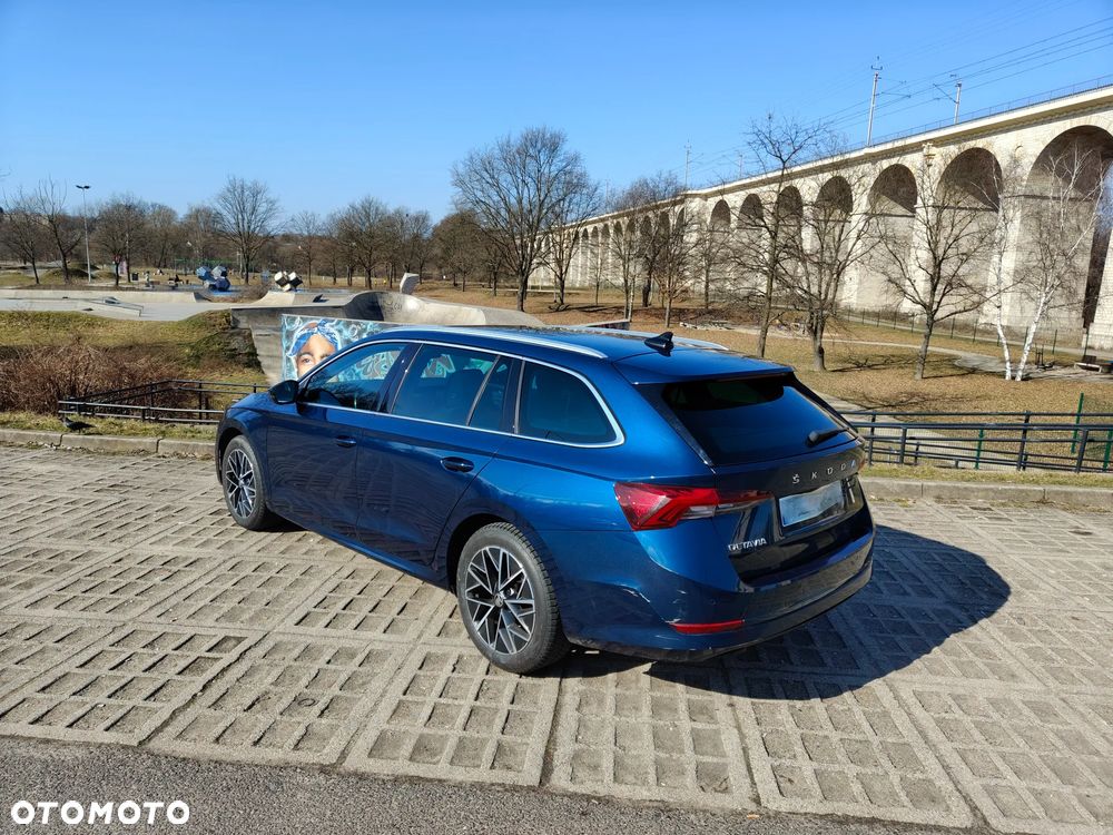 Skoda Octavia 2.0 TDI Sportline DSG - 7