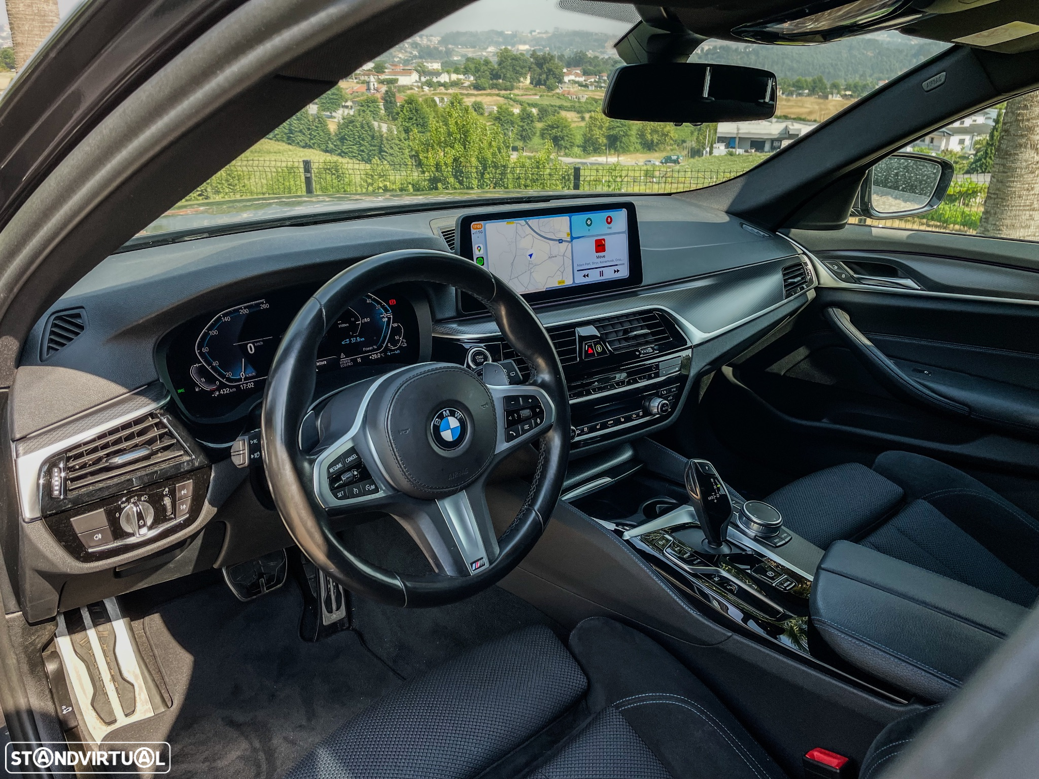 BMW 530 e Pack Desportivo M - 23