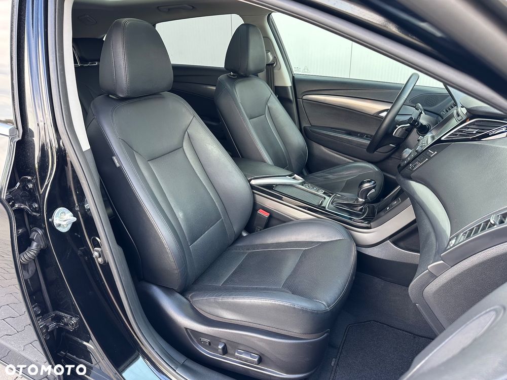 Hyundai i40 Kombi 1.7 CRDi DCT Premium - 14