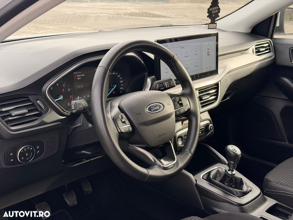 Ford Focus 1.0 EcoBoost MHEV Titanium X - 12