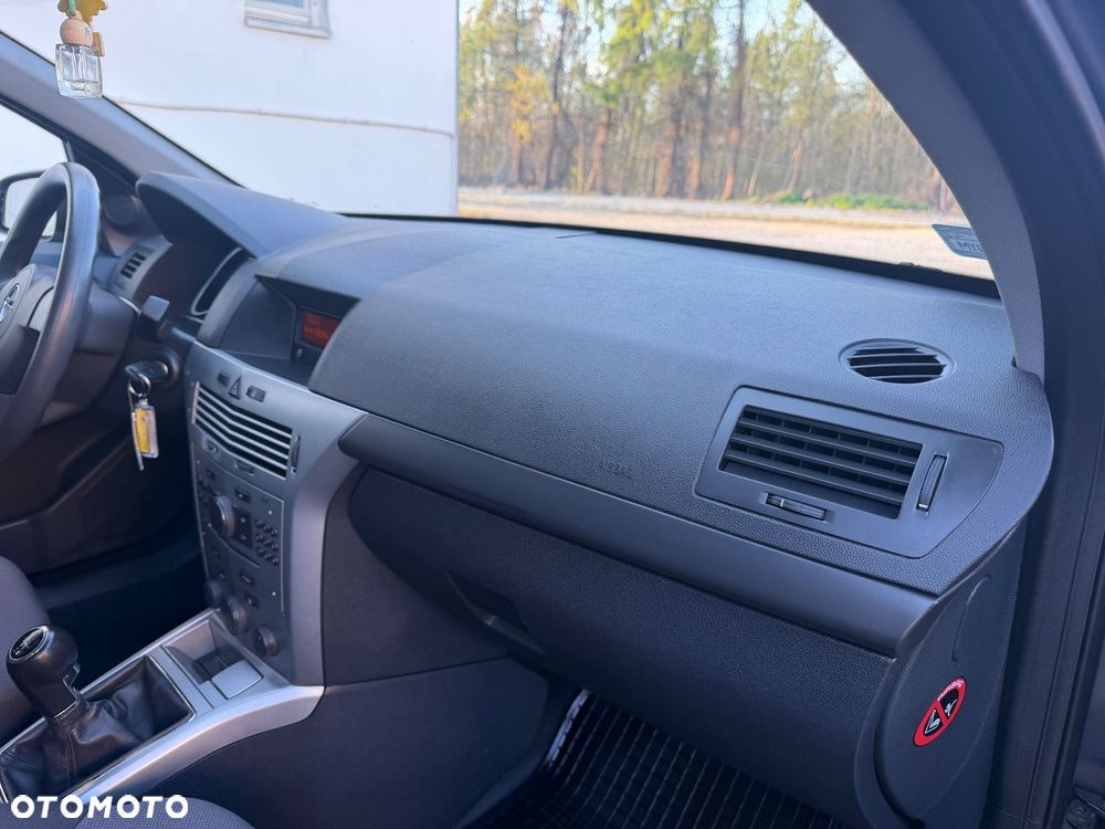 Opel Astra 1.6 Enjoy - 14