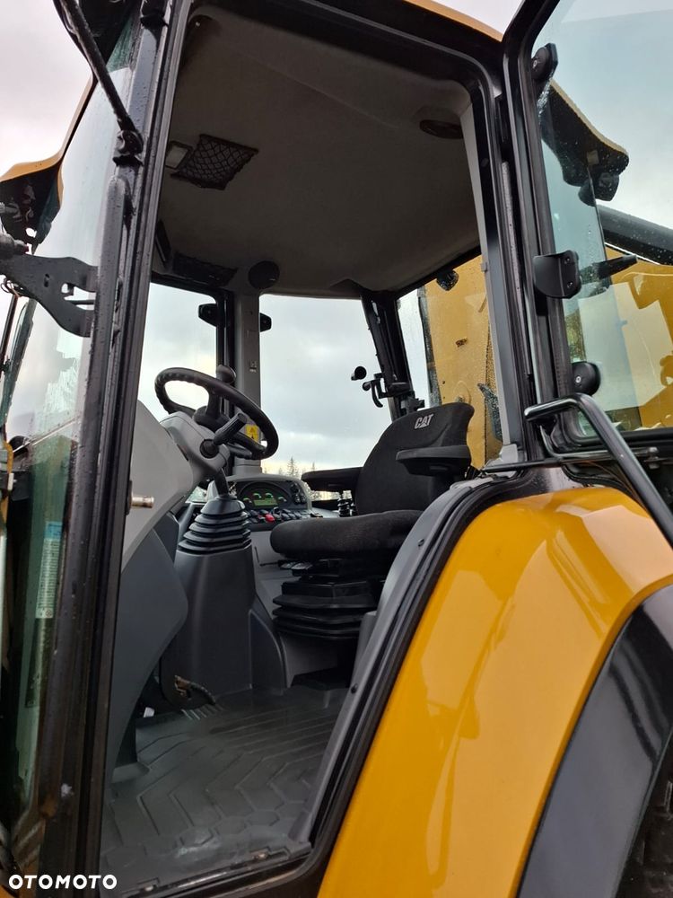 Caterpillar 444F2 - 30