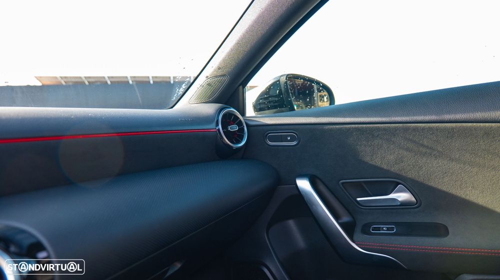 Mercedes-Benz A 35 AMG 4Matic Speedshift DCT 7G - 21