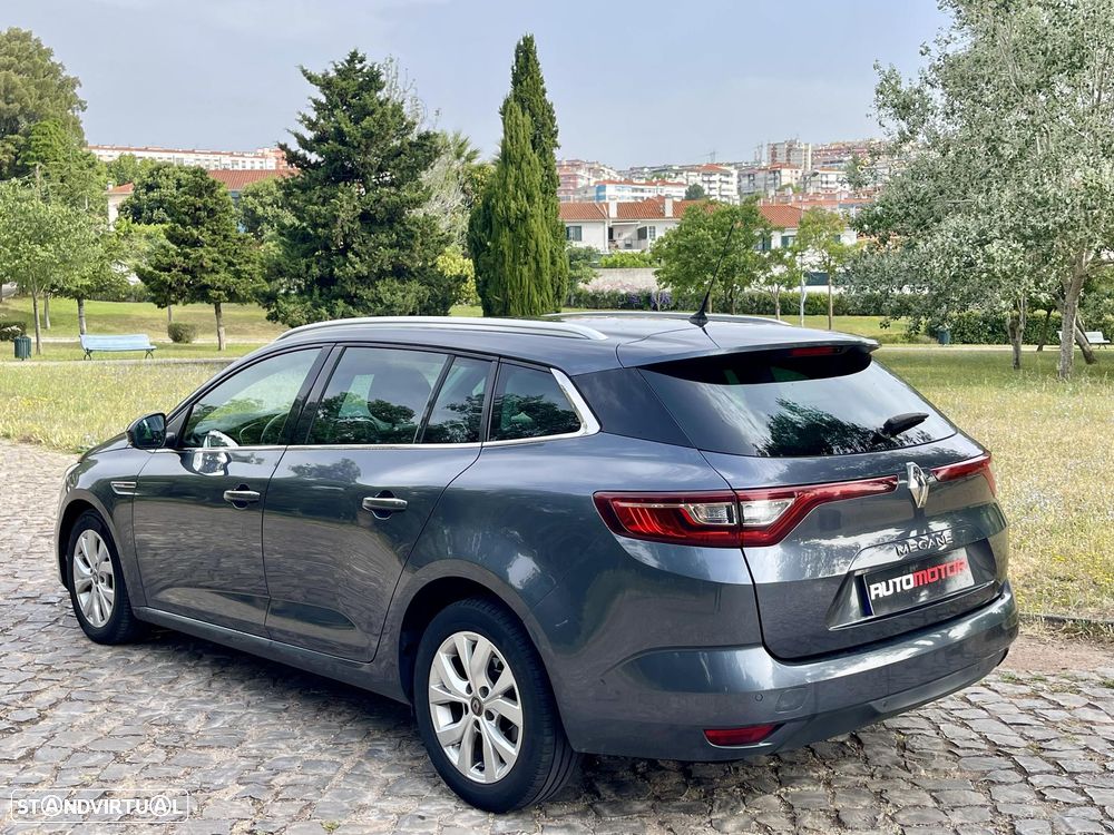 Renault Mégane Sport Tourer 1.5 Blue dCi Limited J17 - 6