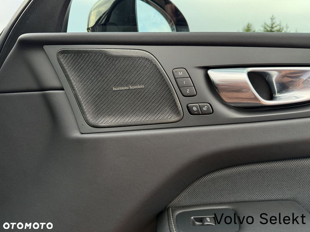 Volvo XC 60 - 26