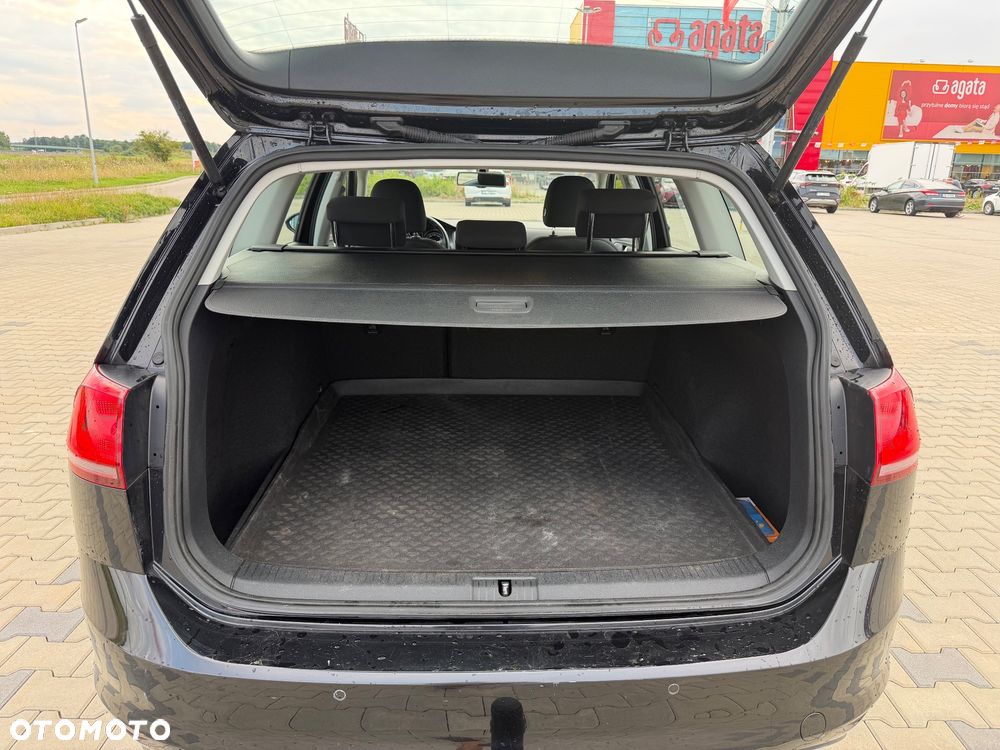 Volkswagen Golf 1.6 TDI BlueMotion Technology Comfortline - 28